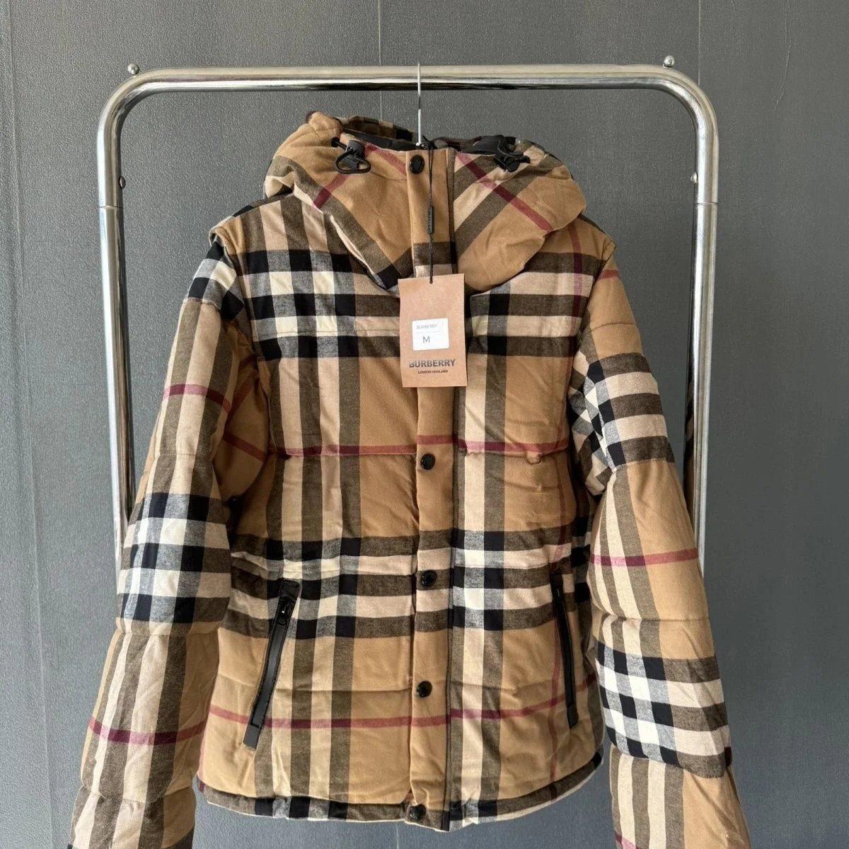 Burberry jacket  条纹